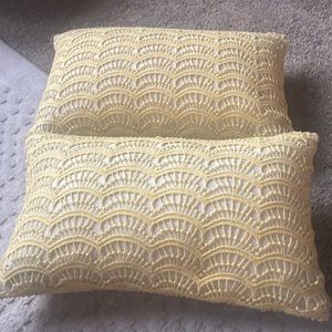 Set of (2) matching pillows
